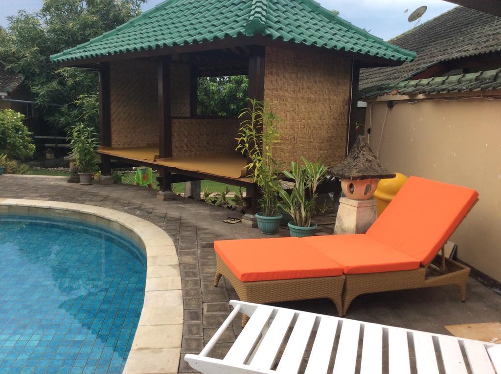 Villa Yukie Senggigi Montongbuwoh Kültér fotó