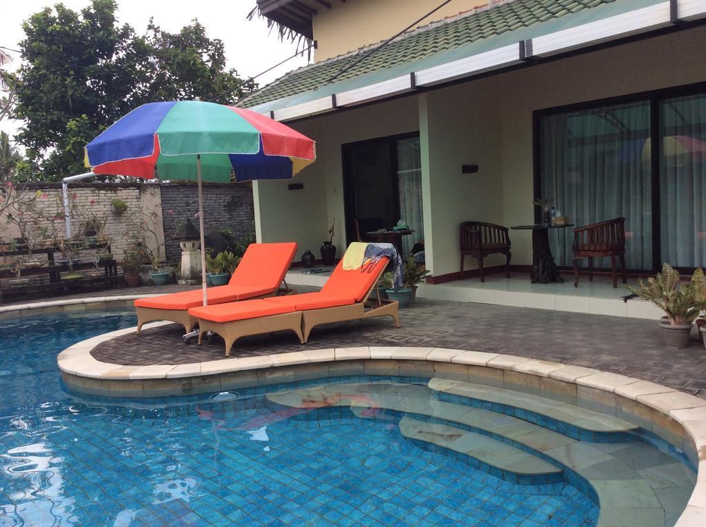 Villa Yukie Senggigi Montongbuwoh Kültér fotó