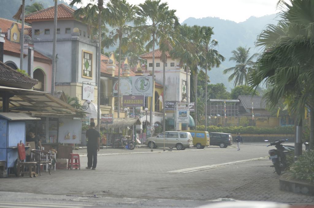 Villa Yukie Senggigi Montongbuwoh Kültér fotó